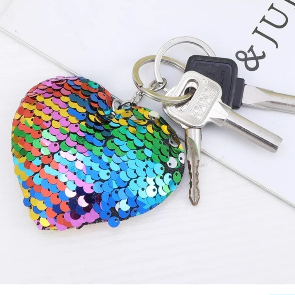 New Colorful Sequin Heart Keychain or bag charm - Picture 4 of 4